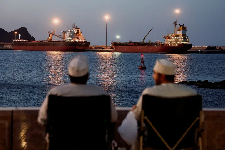 Outrage as US threatens to sanction long-time ally Oman over Hormuz shipping toll