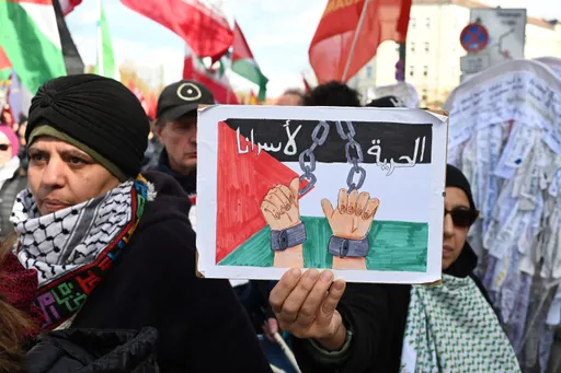 Ню Йорк Таймс: Палестинците са подложени на сексуално насилие в израелската система за задържане
