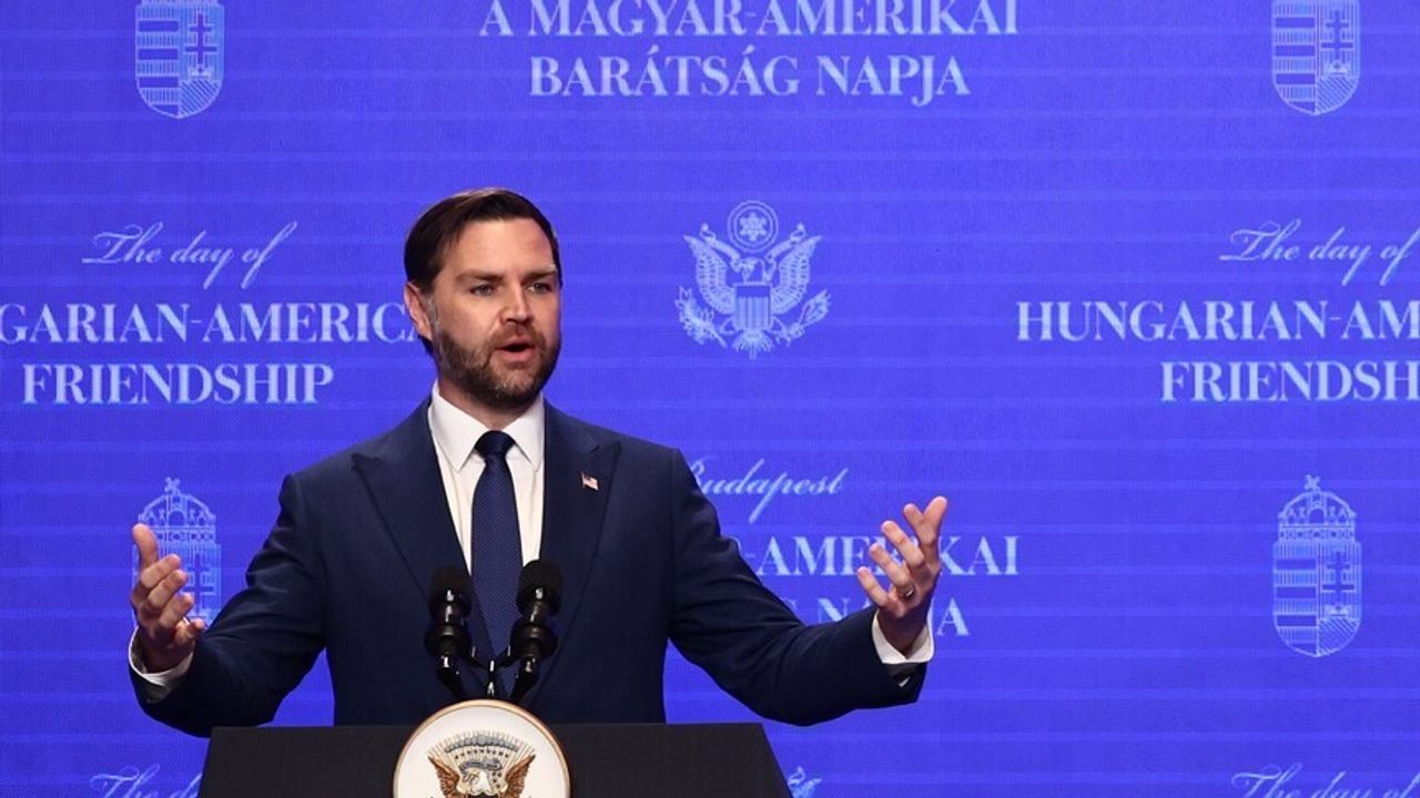 sekretari-amerikan-i-energjise-irani-eshte-shume-afer-ndertimit-te-armeve-berthamore