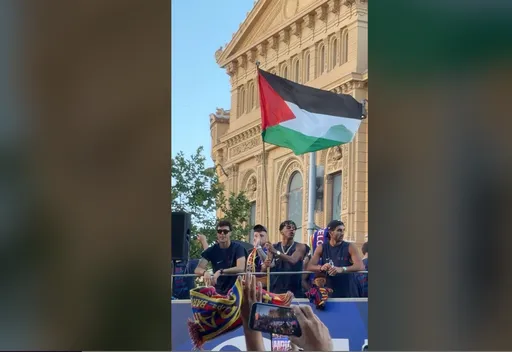 Spain's Sanchez 'proud' of Barcelona star Yamal for waving Palestine's flag