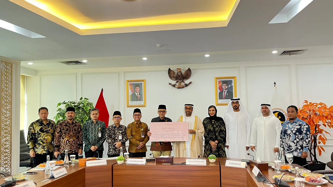 UEA salurkan bantuan Rp3,3 miliar untuk 162 jemaah haji Indonesia