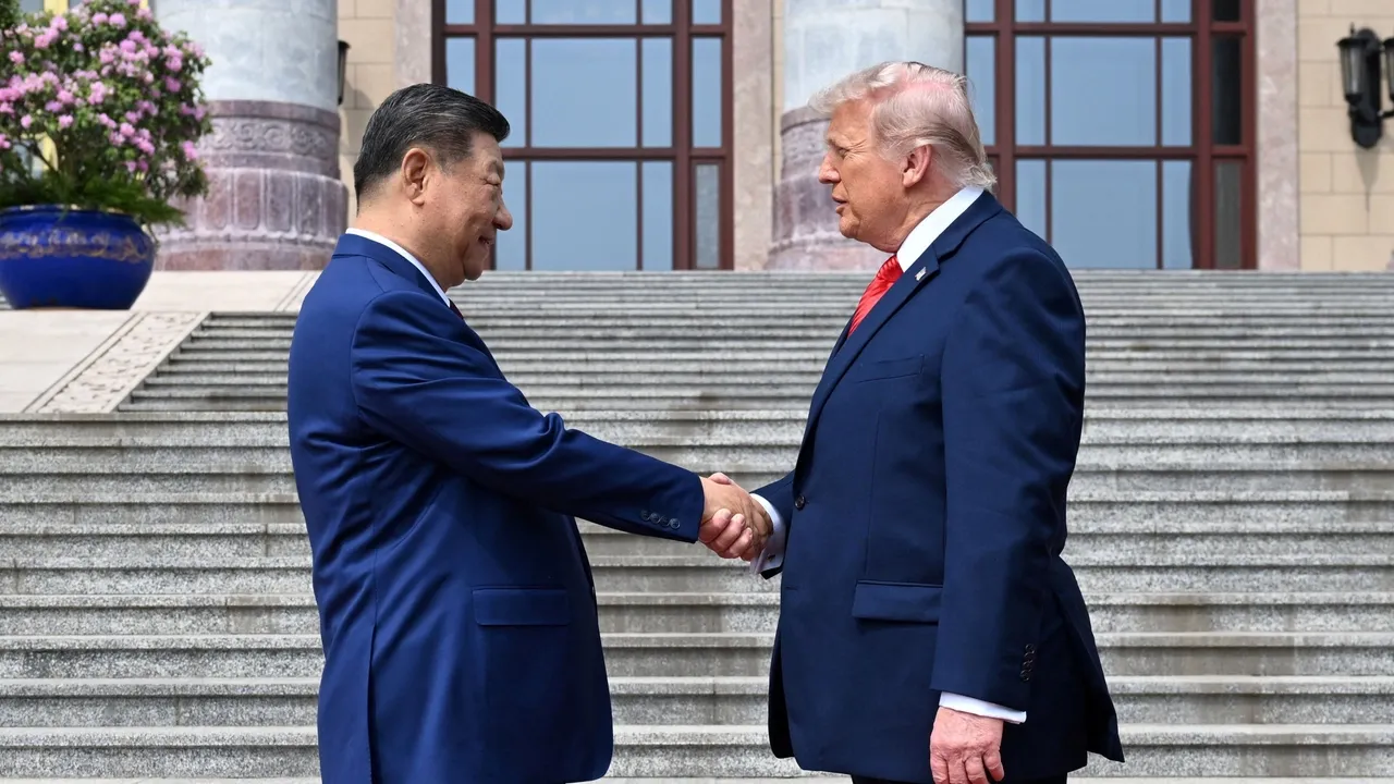 Дональд Трамп пен Си Цзиньпинмен кездесті
