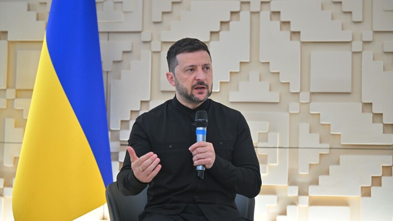 Zelenskyy akuzon Rusinë se po përpiqet ta përfshijë Bjellorusinë më thellë në luftën kundër Ukrainës