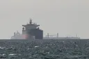 Irani planifikon mekanizëm të ri për tarifa tranziti në Ngushticën e Hormuzit