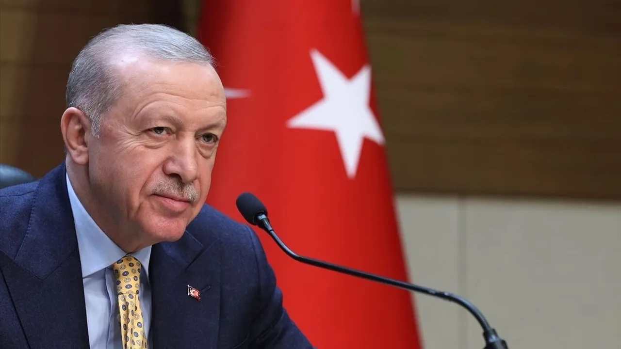 Törkiyä ilbaşınıñ Xalıqara Ğailä köne yullaması