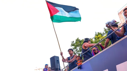 Le Premier ministre espagnol est “fier” de Lamine Yamal qui a brandi un drapeau palestinien