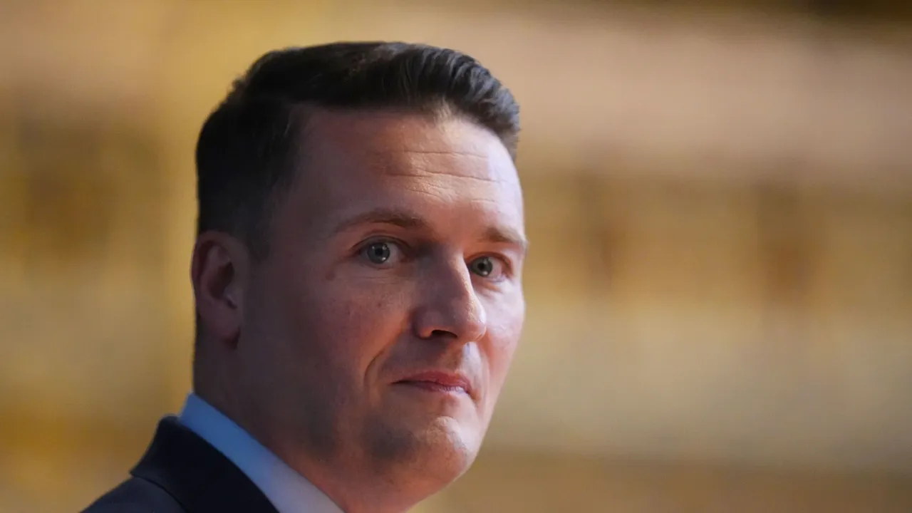 Streeting demite-se e afirma que Starmer não tem capacidade para liderar o Partido Trabalhista