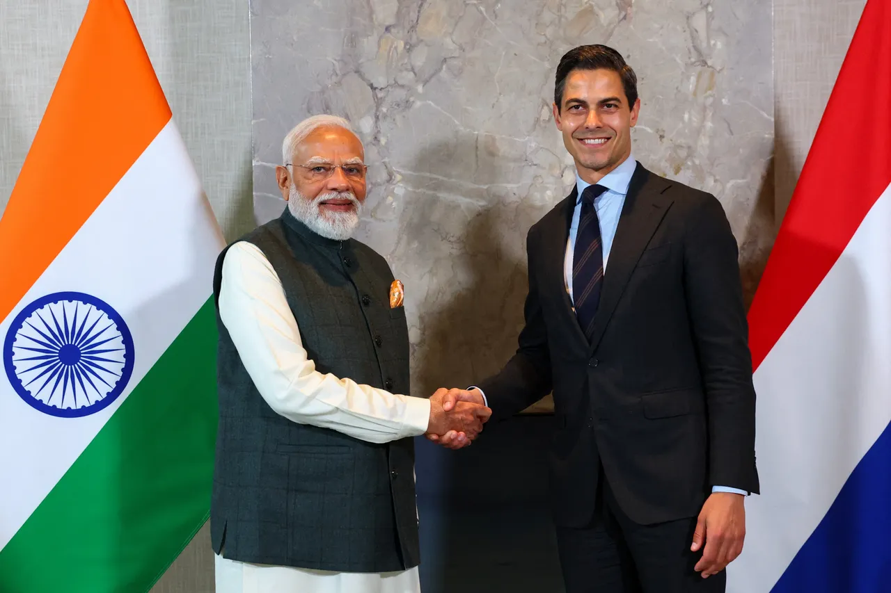 प्रधानमंत्री मोदी ने यूरोप दौरे की शुरुआत नीदरलैंड से की