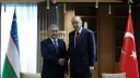 Türkiye e Uzbequistão discutem defesa e laços comerciais à margem da cimeira da OTS no Turquestão