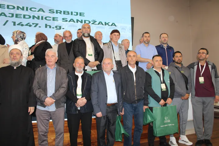 Ispraćene hadžije iz Sandžaka: 55 vjernika otputovalo u Meku i Medinu