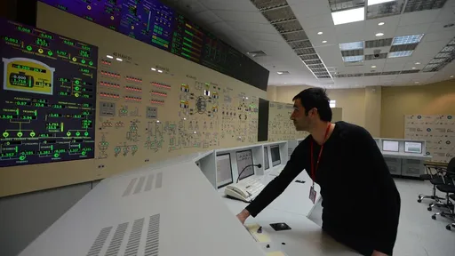 Požar izbio u blizini nuklearne elektrane u Abu Dhabiju nakon napada dronom