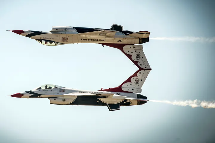 Two US fighter jets collide during Idaho military base air show