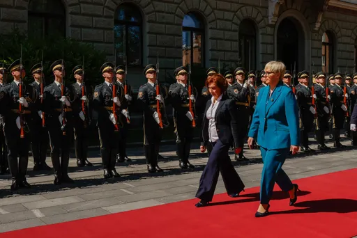Presidentja e Maqedonisë së Veriut Davkova në Lubjanë u prit nga homologia e saj Pirc Musar