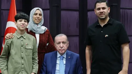 Erdogan hosts young Palestinian content creator in Istanbul