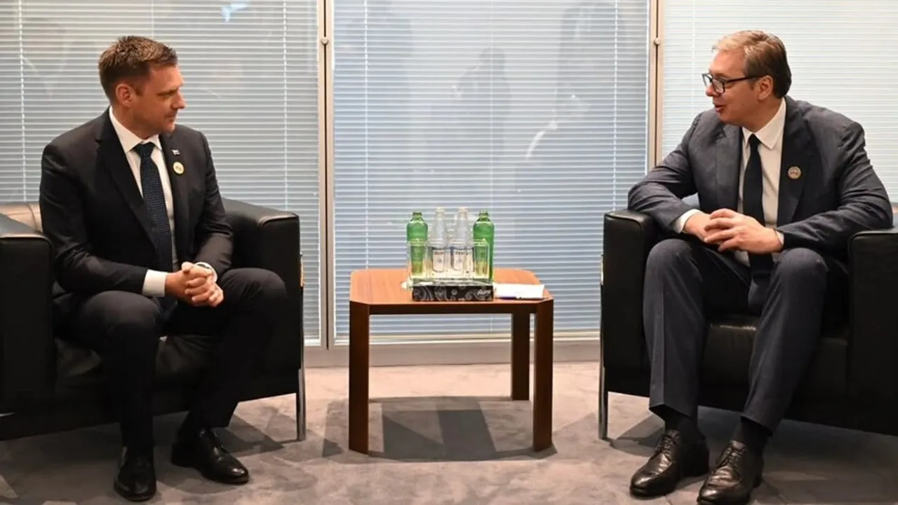 Vučić se u Bakuu sastao sa slovačkim potpredsjednikom vlade Tomašem Tarabom