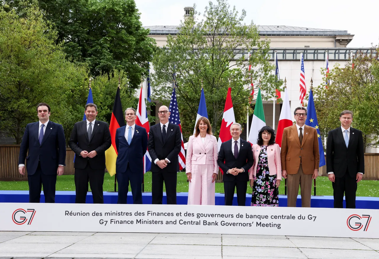 G7 finance chiefs vow coordinated response to 'heightened risks'