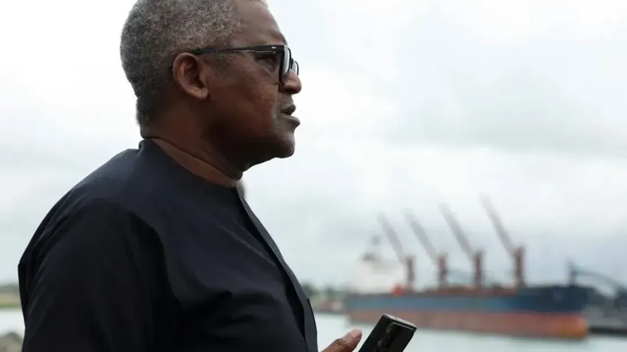 Nigeria fuel marketers push back on Dangote lawsuit over import licences