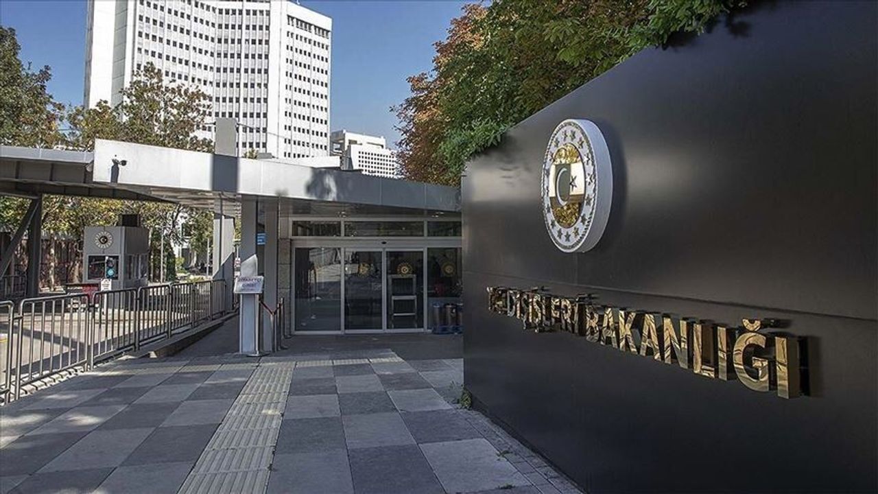 Türkiye kërkon nga Greqia ta shmangë  shtrembërimin e historisë  me pretendimet për Pontusin