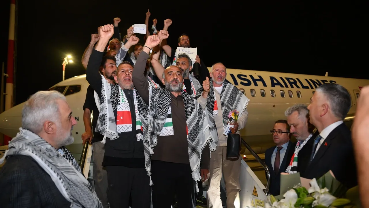 Flottille pour Gaza: des activistes détenus par Israël arrivent à Istanbul