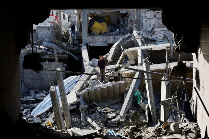 Israeli strikes on residential areas and civilian gathering in Gaza injure seven