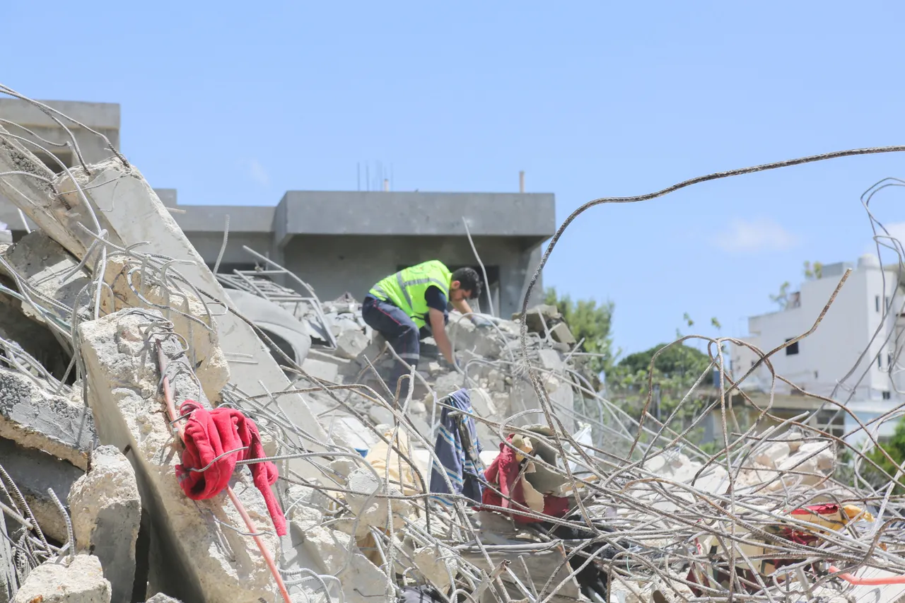 Israel kills four, injures paramedics in strike on south Lebanon emergency response centre