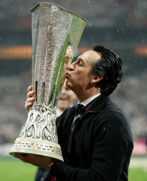 Europa League : Unai Emery devient le seul entraîneur à avoir remporté cinq fois cette compétition