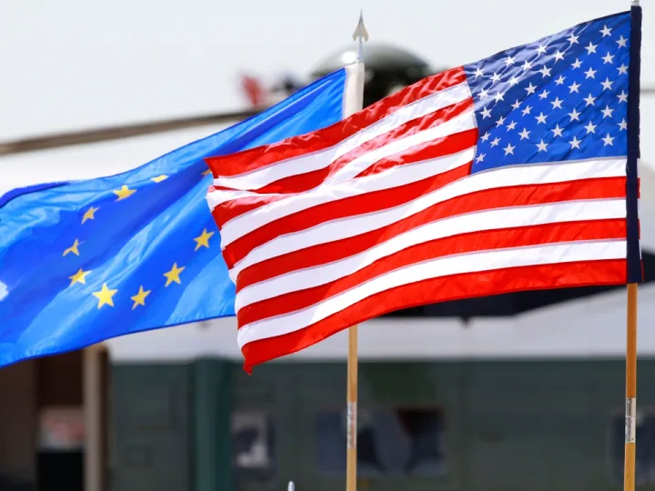 UE chega a acordo para finalizar acordo comercial com os EUA