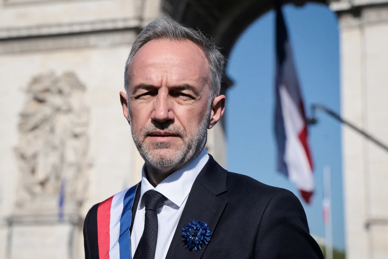 Paris mayor proposes honorary citizenship for Palestinian civilians