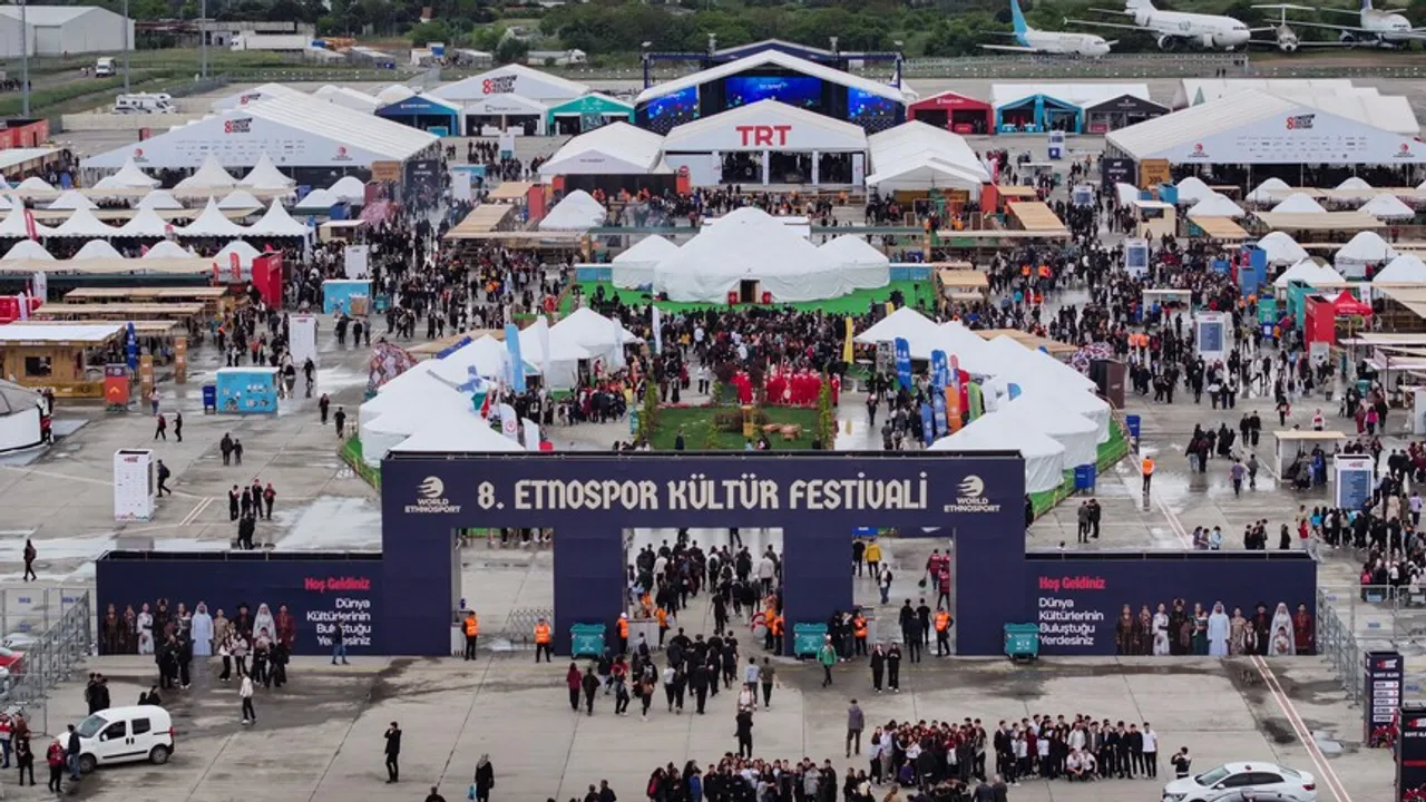 U Istanbulu počeo 8. Festival etnosporta i kulture