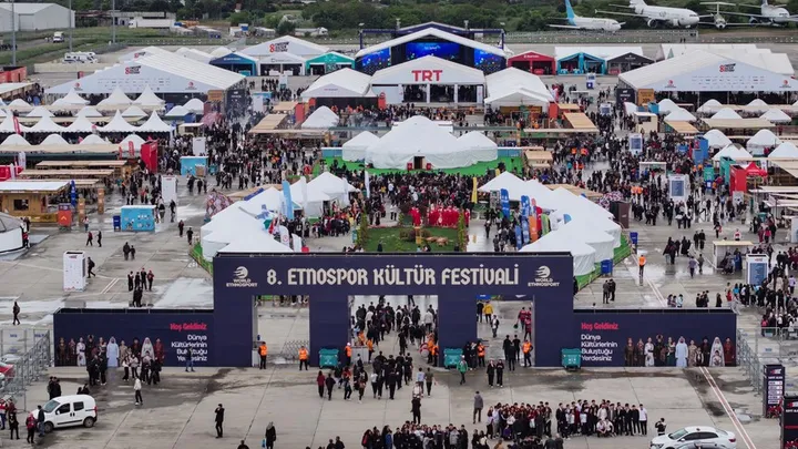 U Istanbulu počeo 8. Festival etnosporta i kulture