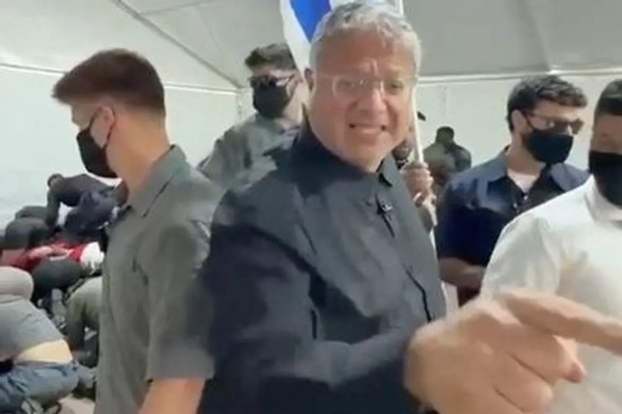 Ƙasashe 10 sun gayyaci jakadun Isra’ila kan bidiyon cin zarafin da Ben-Gvir ya yi wa ayarin Sumud