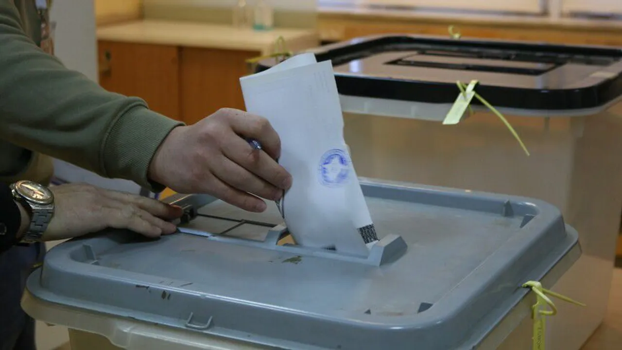 Mbi 2 milionë qytetarë me të drejtë vote në zgjedhjet e 7 qershorit në Kosovë