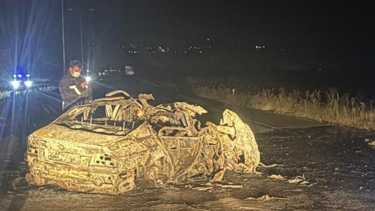 Tragjedi në qarkoren e Shkupit  Katër persona humbin jetën në përplasje mes kamionit dhe një veture