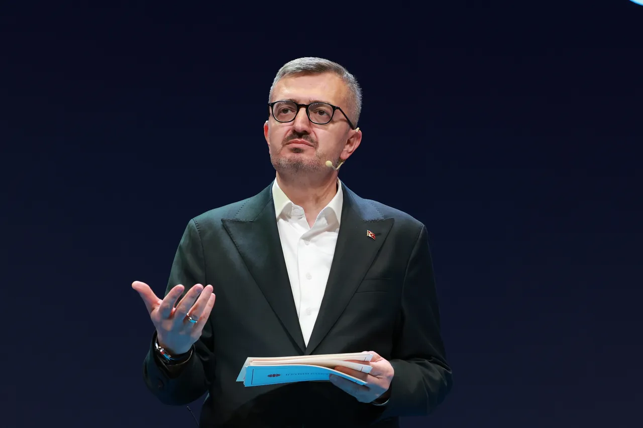 Анкара не отступит: Бурханеттин Дуран осудил пиратство Израиля против флотилии «Сумуд»