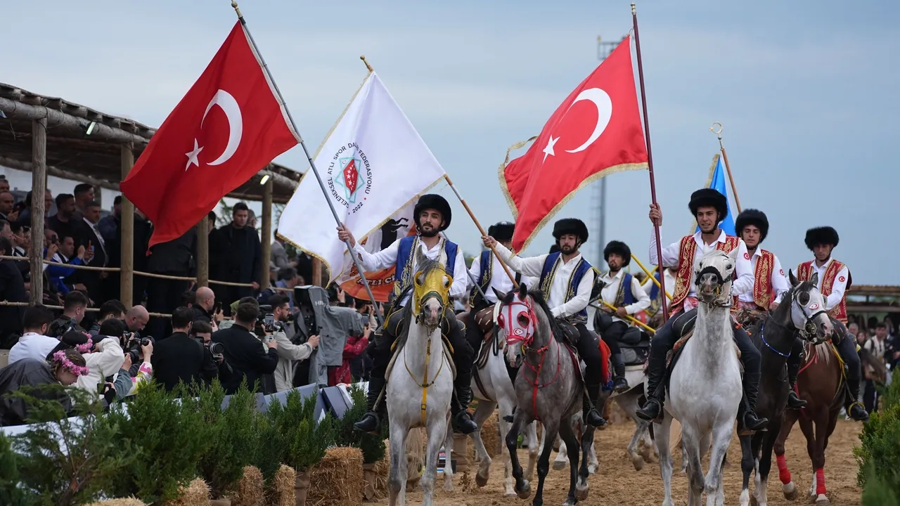 8.º Festival de Cultura Etnospor começou