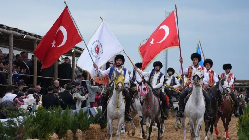İstanbulda 8nçe Êtnosport mädäniyat festivale başlandı