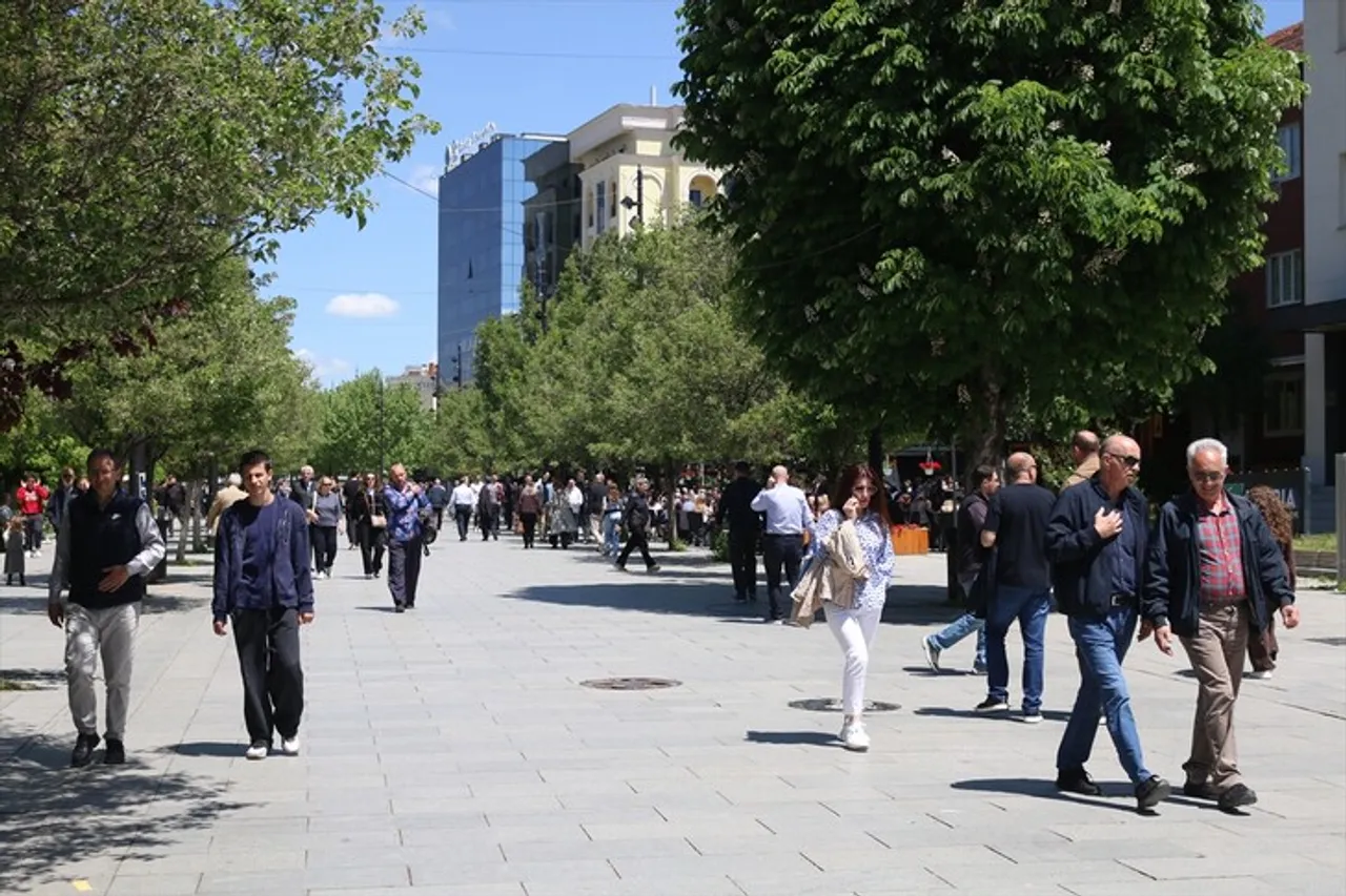 Para zgjedhjeve të 7 qershorit, qytetarët e Kosovës të ndarë mes ndryshimit dhe vazhdimësisë