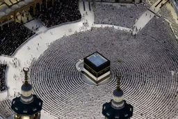 Takriban Waislamu milioni 2 wanatarajiwa kutekeleza ibada ya Hajj huku mahujaji wakielekea Mina