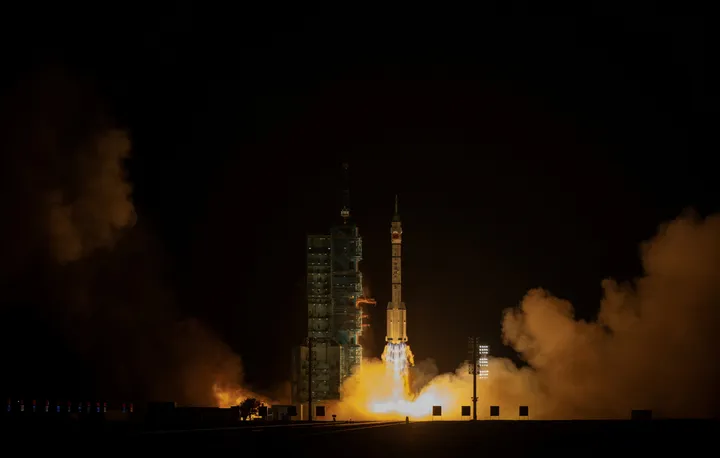 Kina lansirala misiju Shenzhou-23 s ljudskom posadom i jednogodišnjim eksperimentom u svemiru