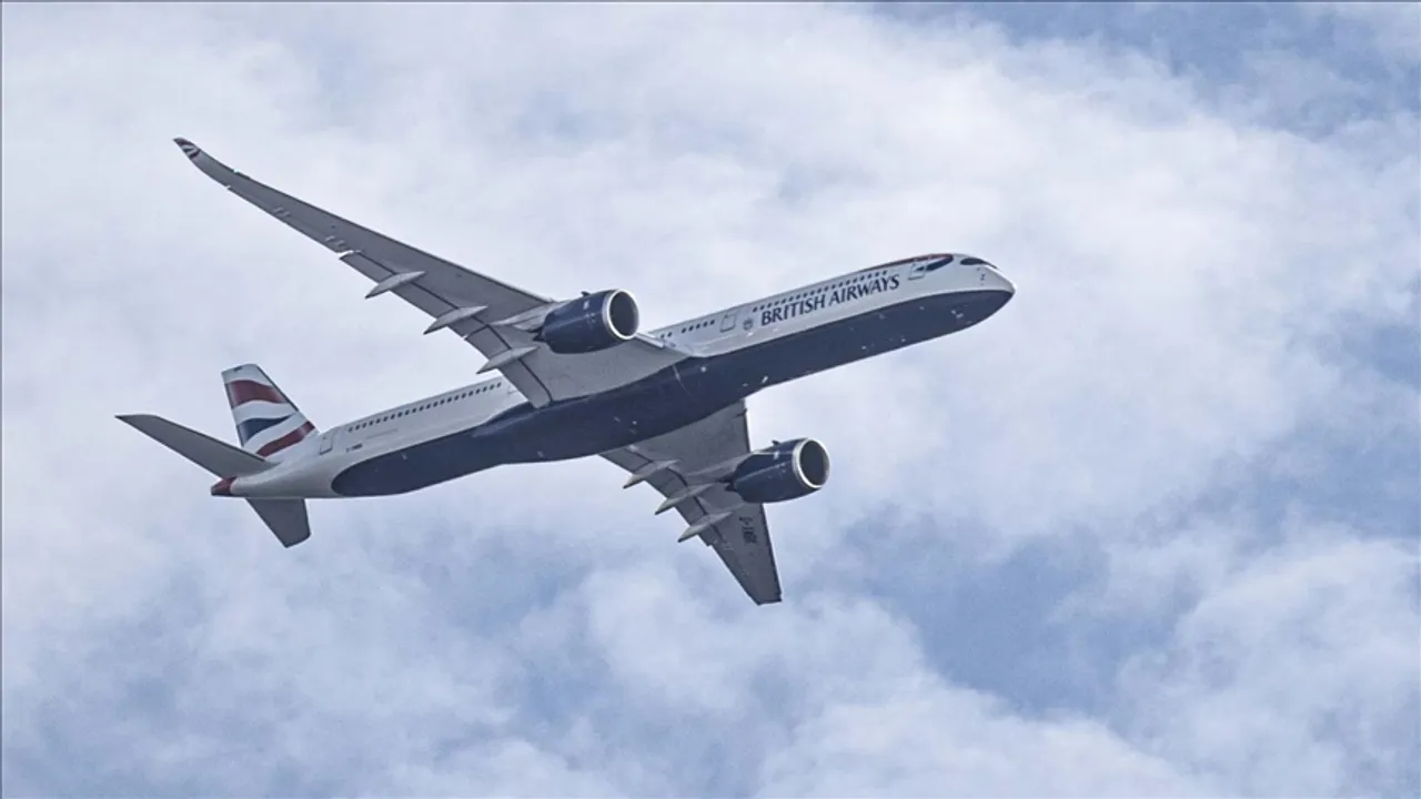 Avion s britanskim ministrom odbrane izgubio GPS signal u blizini Rusije