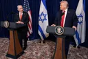 Трамп вели дека го предупредил Нетанјаху дека може да oстане сам против Иран