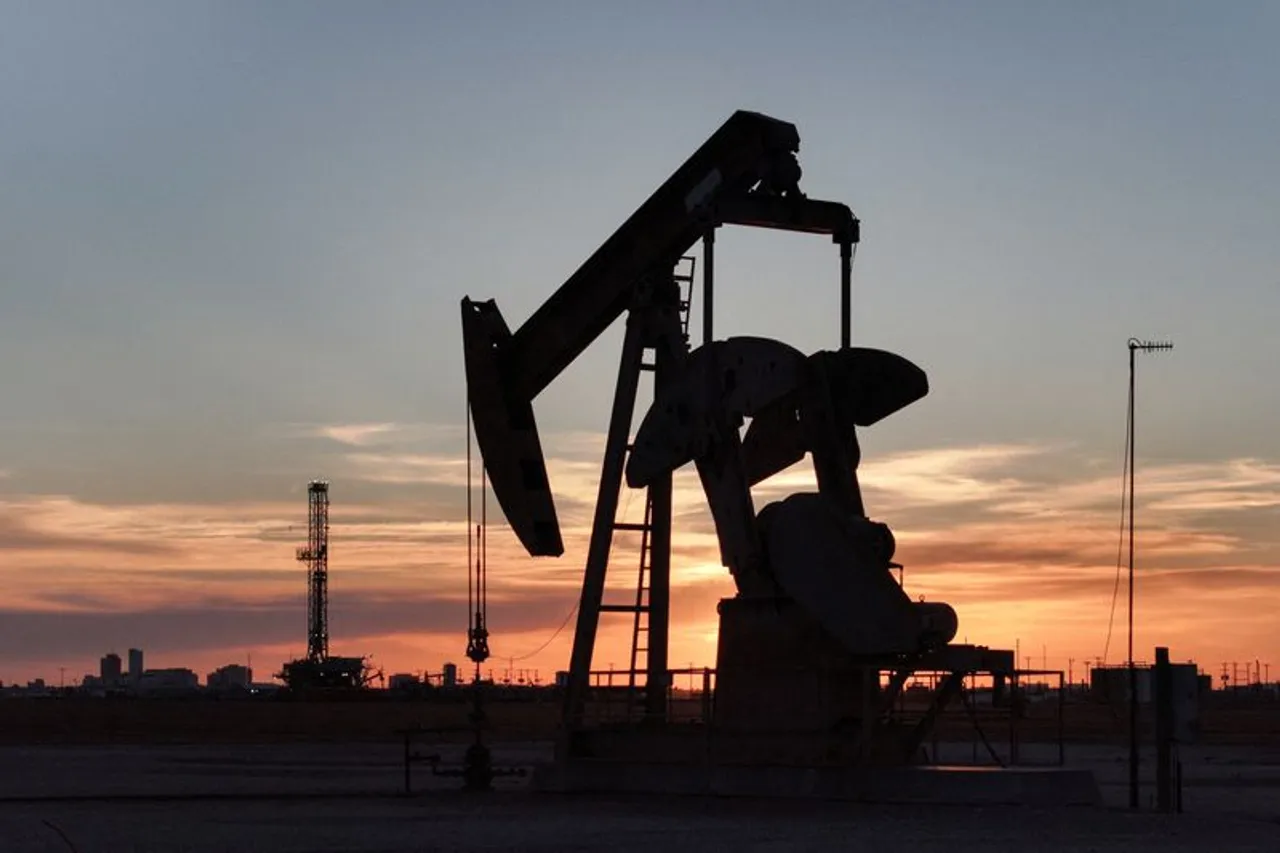 Новите американски напади во Иран ги потресоа пазарите, цените на нафтата повторно пораснаа