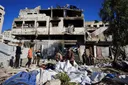 Gaza: 10 morts dans une frappe israélienne, le Hamas confirme la mort d’un de ses chefs