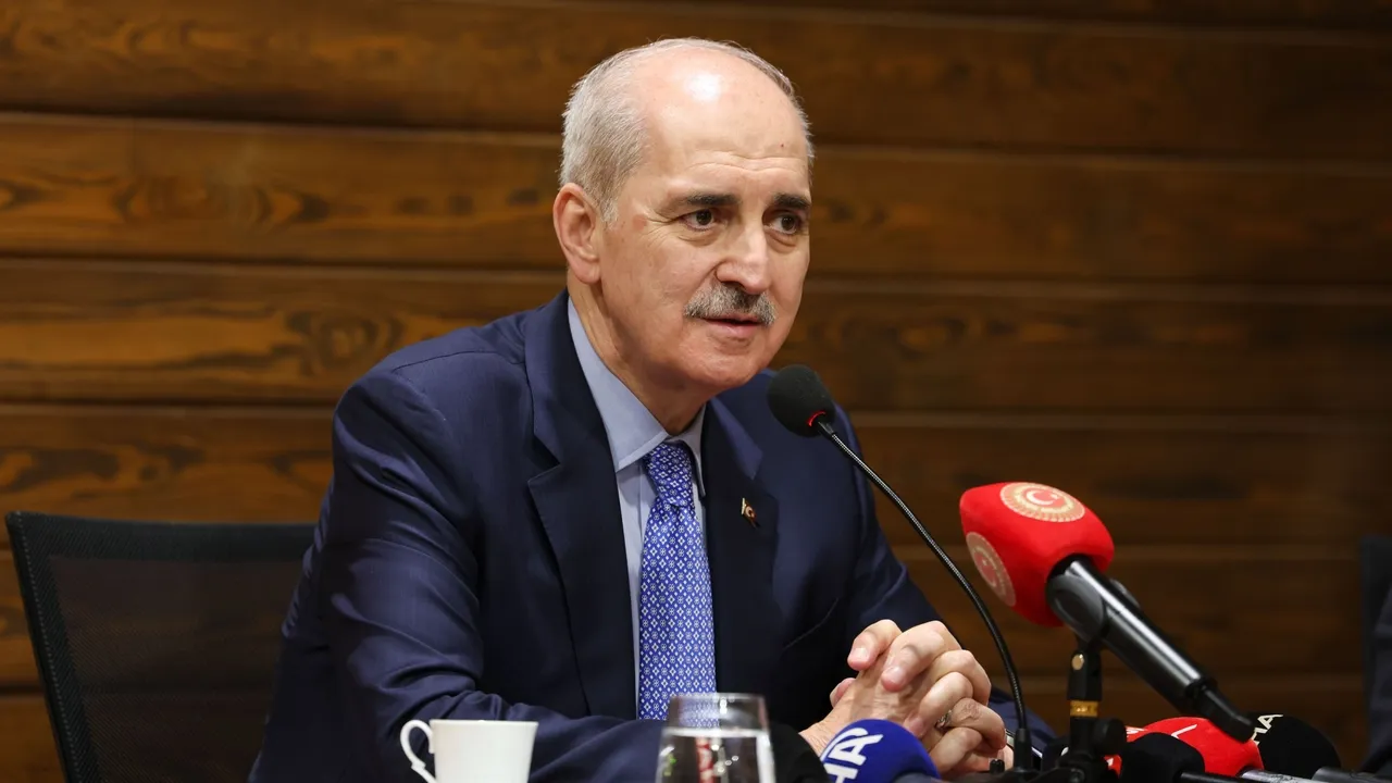 Numan Kurtulmuş: "İki ayrı dövlət olsaq da, iki ayrı millət deyilik"