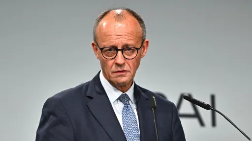 Merz als „Lackaffe“ bezeichnet – Strafbefehl