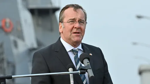 Ministri gjerman i Mbrojtjes: Ende nuk kemi marrë detaje mbi tërheqjen e trupave amerikane
