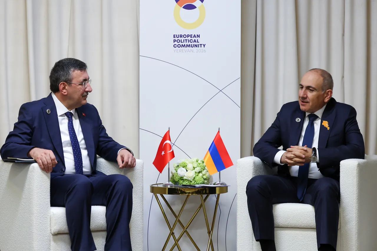 Historischer Moment: Türkiye beim Europa-Gipfel in Armenien