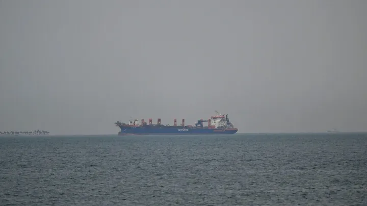 Američka naredba: Brodovi da prođu kroz Hormuz preko omanskih voda