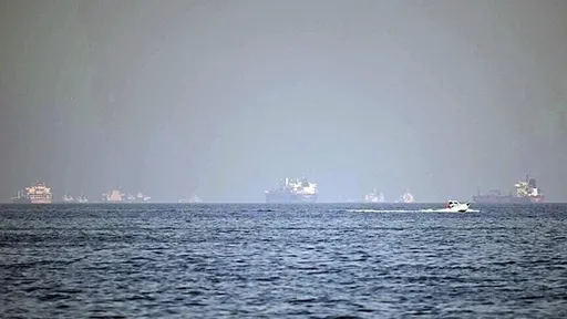 Iranska revolucionarna garda upozorava da će plovila koja krše tranzitna pravila u Hormuzu biti prisilno zaustavljena