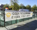 Extreemrechtse groepering zou asieldemonstraties aanwakkeren om haar invloed te vergroten